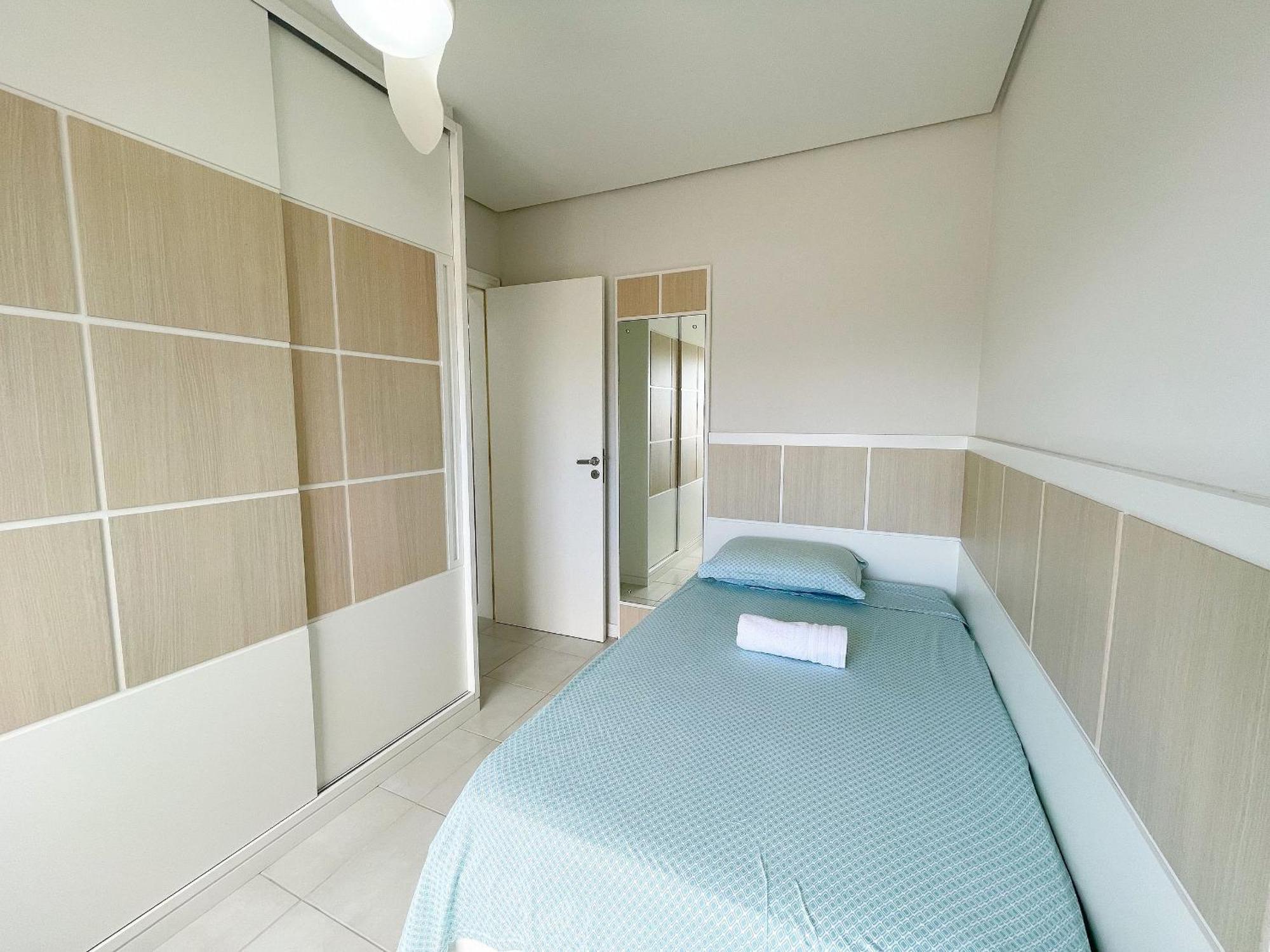 Ape Com A/c, Elevador E Garagem Em Canasvieiras *