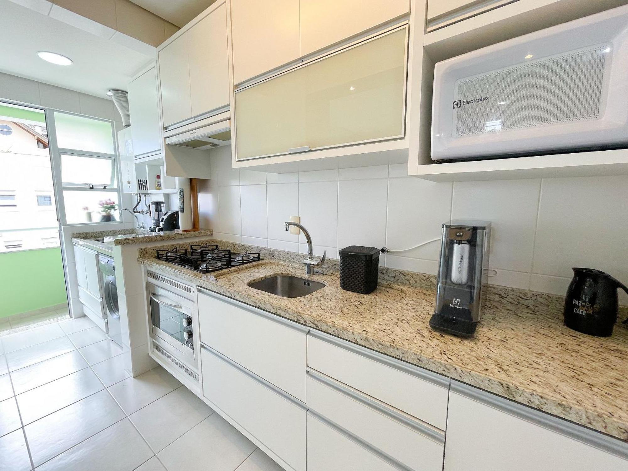 Apartamento Ape Com A/c, Elevador E Garagem Em Canasvieiras Florianopolis